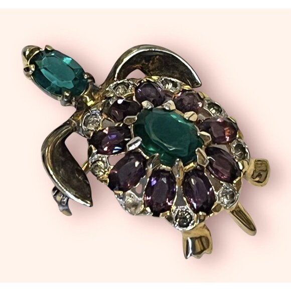 HIGH END NUMBERED 50’s Purple Glass Rhinestone Open Back Turtle Figural Brooch - Picture 2 of 8
